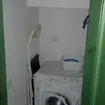 A Con Posto Auto In Garage E Con Giardino