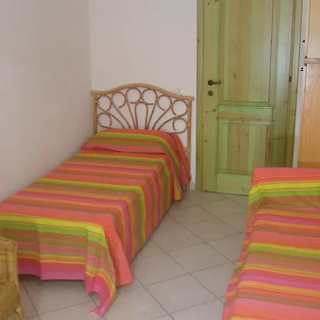 Сasa de vacaciones Con Giardino