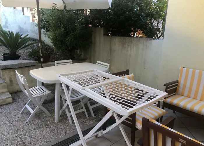 Appartamento Verde A Santa Teresa Gallura Con Posto Auto In Garage E Con Giardino Дом отдыха