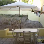A Con Posto Auto In Garage E Con Giardino