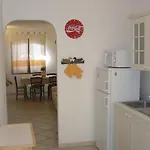 Σπίτι διακοπών A Con Posto Auto In Garage E Con Giardino Santa Teresa Gallura
